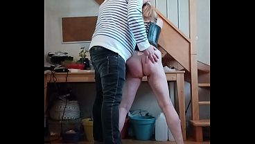 Escrava Amarrada E Submissa, Presa E Obrigada A Obedecer
