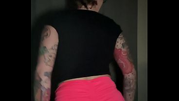 Ex namorada faz striptease com peitos grandes