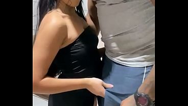 Marido Traiu A Esposa Novinha Com Negão Gigante E Deu Prazer
