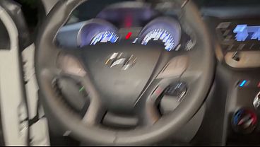 Pov: Gata Rebola Na Capô Com Pau Entrando E Saindo Inteiro